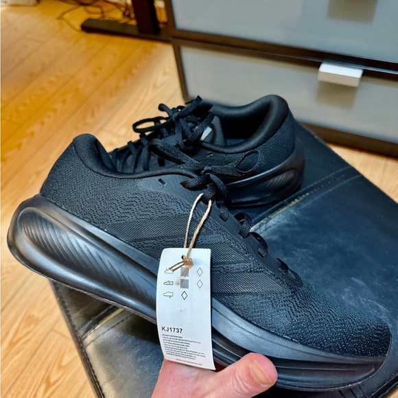 adidas Black Athletic Shoes main image 6
